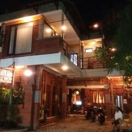 Kota Baru Homestay เจอปารา ภายนอก รูปภาพ